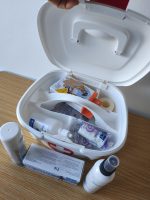 Caixa de primeiros socorros resistente ao choque portátil 5Lt equipada com material clínico - Image 2